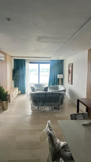 Meublé 3chbre Appartement dans Location, Attécoubé à Louer