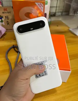 Nouveau Tecno Spark Slim 256 GB Blanc