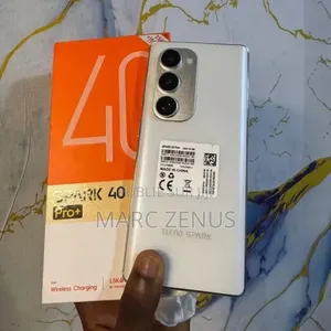 Nouveau Tecno Spark 40 256 GB Blanc