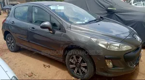 Peugeot 308 2008 Gris
