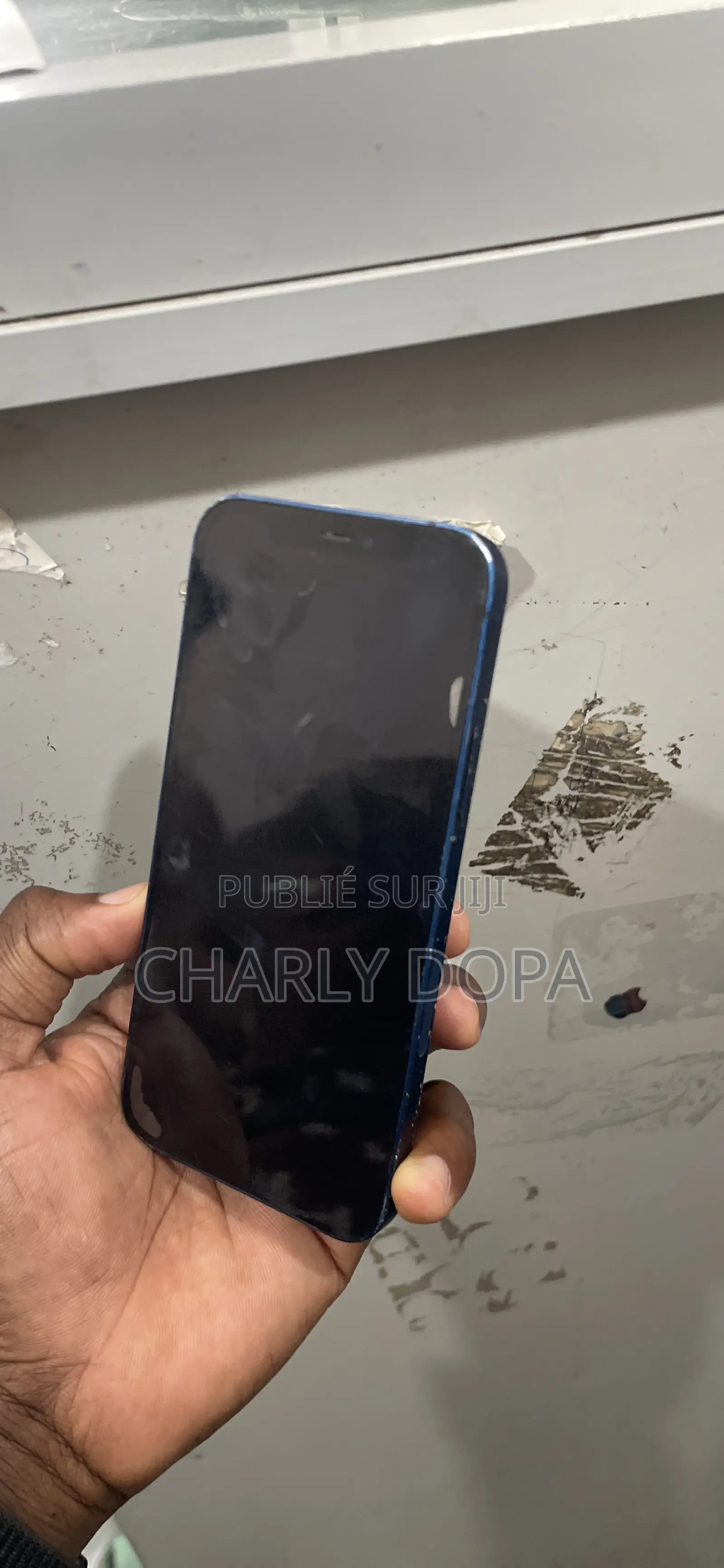 Apple iPhone 12 64 GB Bleu