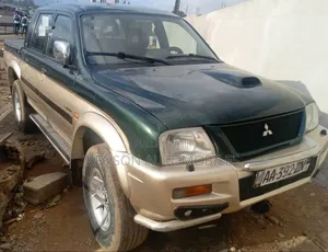 Mitsubishi L200 2004 Vert