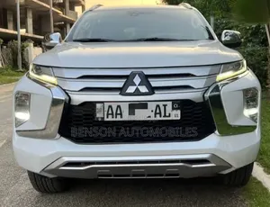 Mitsubishi Pajero Sport 2023 Blanc