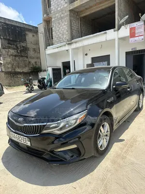 Kia Optima 2021 Noir