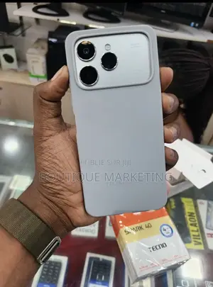 Nouveau Tecno Spark 40 256 GB Blanc