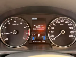 Mitsubishi Montero Sport 2021 Marron