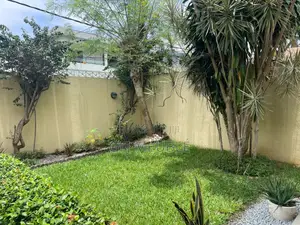 Meublé 3chbre Duplex dans Gfj Meublé, Cocody à Louer