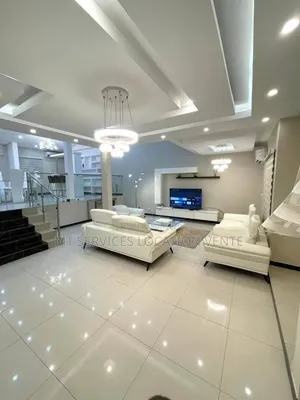 Meublé 3chbre Villa dans Mt Services Location, Cocody à Louer