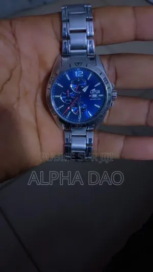 Montre Lotus