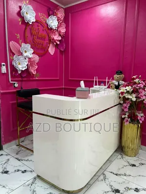 Comptoir d'Accueil Professionnel Très Élégant Importé