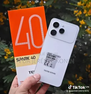 Nouveau Tecno Spark 40 128 GB Blanc