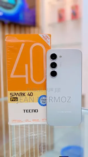 Nouveau Tecno Spark 40 Pro+ 256 GB Doré