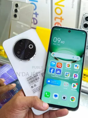 Nouveau Tecno Spark 30C 128 GB Blanc