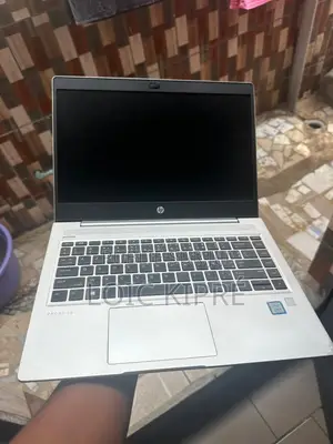 Ordinateur portable HP ProBook 640 G5 16GB Intel Core i5 SSD 500GB