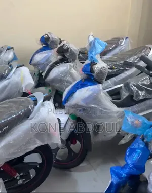 Nouveau KTM RC 125 2025 Bleu