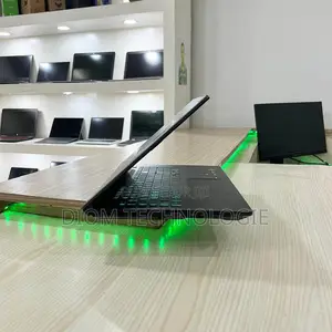 Ordinateur portable Asus TUF Gaming F16 24GB Intel Core i9 SSD 512GB
