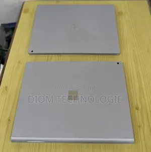 Ordinateur portable Microsoft Surface 3 32GB Intel Core i7 SSD 1T