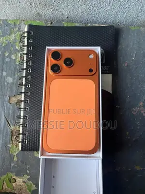 Nouveau Apple iPhone XR 256 GB Orange