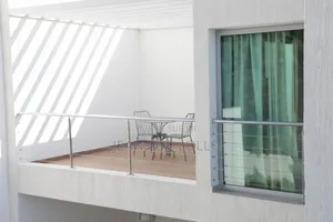 Meublé 3chbre Duplex dans Lollo, Marcory à Louer