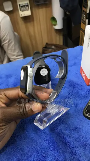 Apple Watch Série Se 2 44mm Quasi Neuf