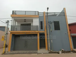 4chbre Duplex dans La Terre Immobilière, Bingerville à Vendre