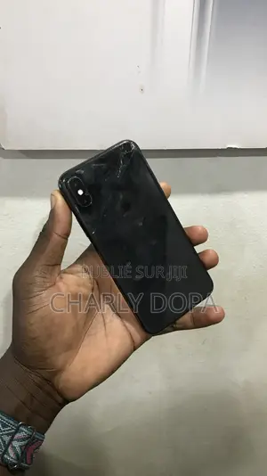 Apple iPhone X 64 GB Noir