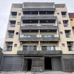 2chbre Appartement dans Apparemment Haut, Cocody à Louer