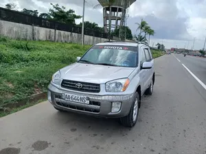 Toyota RAV4 2004 Gris