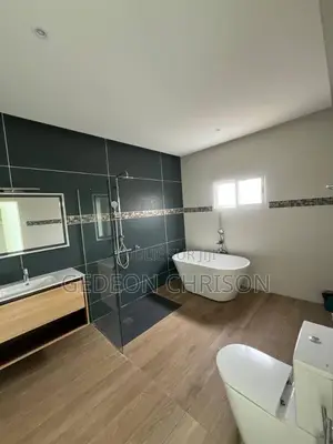 5chbre Villa dans Cocody à Louer