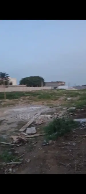 Vente De Terrai a Abidjan Cocody Angré Nouveau Chu