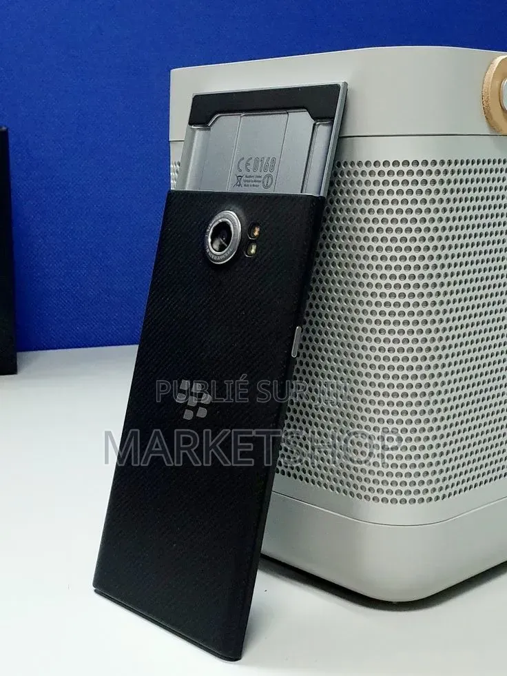 Nouveau BlackBerry KEY2 128 GB Autre