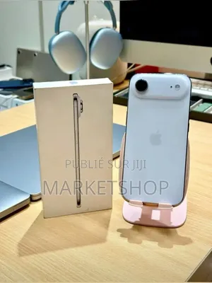 Nouveau Apple iPhone 17e 256 GB Autre