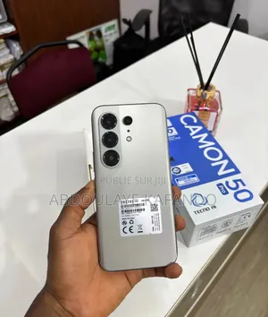Nouveau Tecno Camon 50 Pro 256 GB Gris