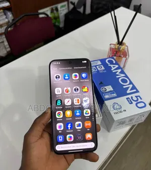 Nouveau Tecno Camon 50 Pro 256 GB Gris