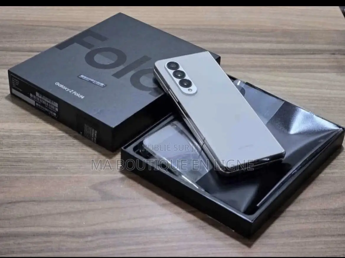 Nouveau Samsung Galaxy Z Fold4 512 GB Autre