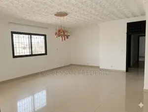 3chbre Villa dans Marcory à Louer