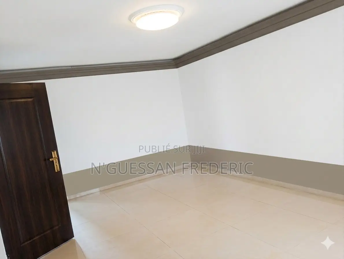 3chbre Villa dans Marcory à Louer