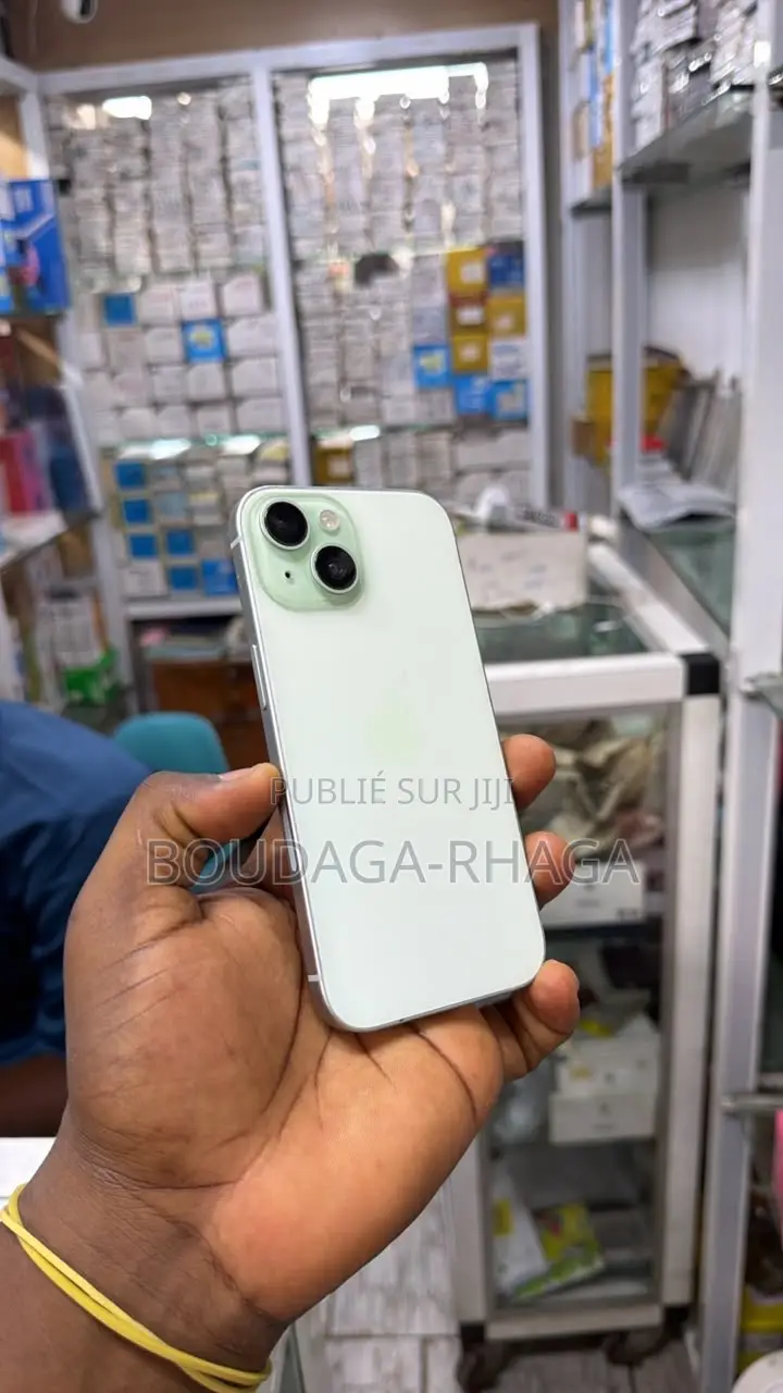 Apple iPhone 15 128 GB Vert