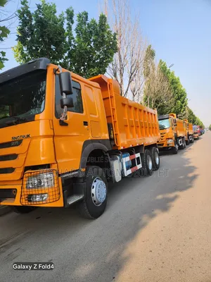 3 Bennes Howo Importé Abidjan