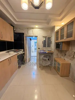 4chbre Villa dans Cocody à Louer