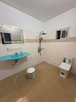 4chbre Villa dans Cocody à Louer