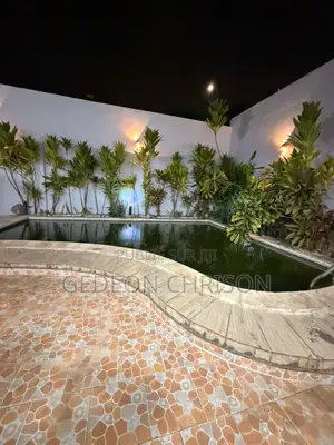 4chbre Villa dans Cocody à Louer