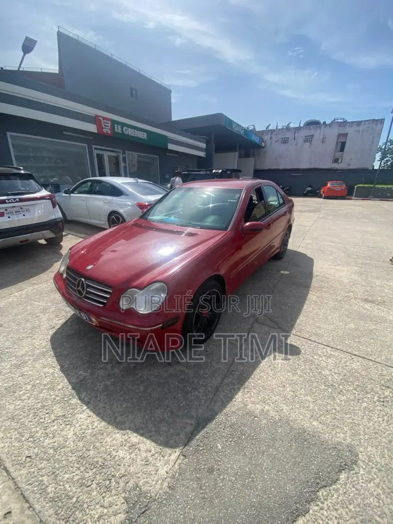 Mercedes-Benz C230 2005 Rouge