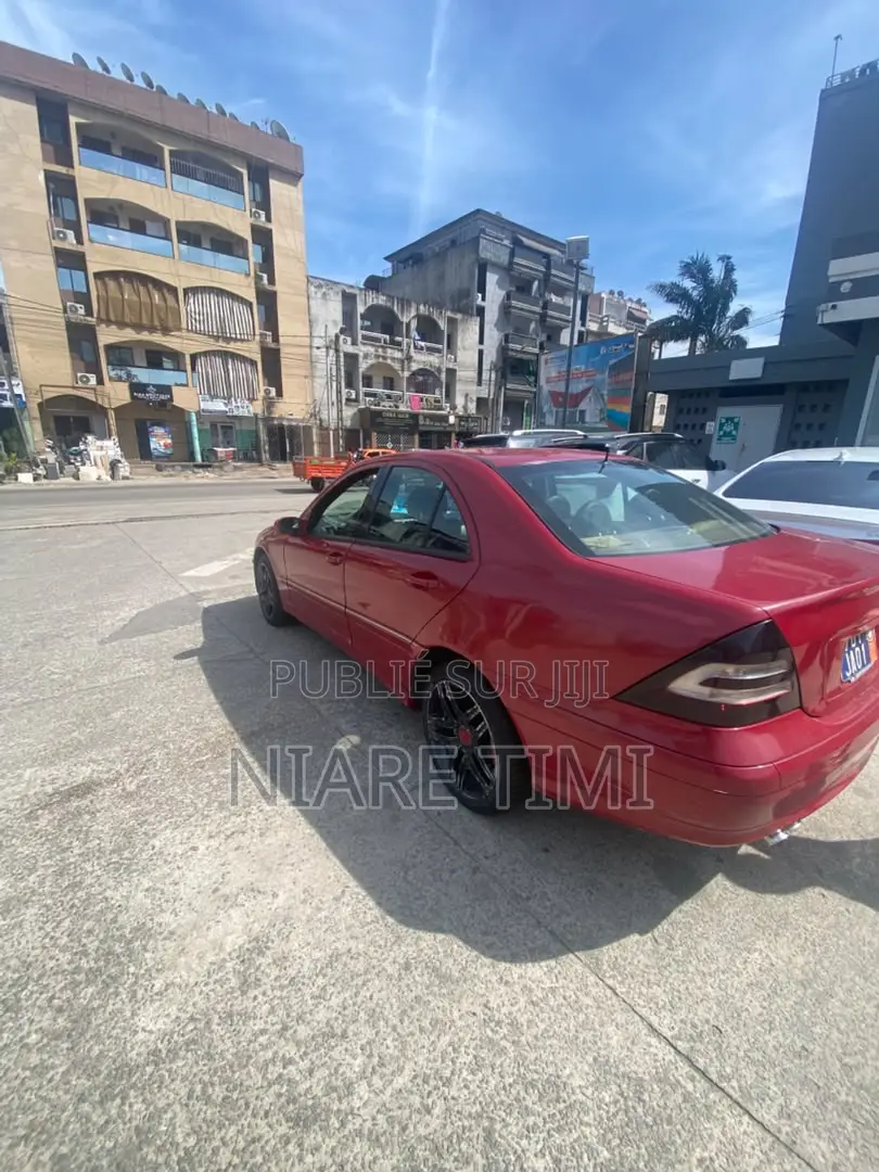 Mercedes-Benz C230 2005 Rouge