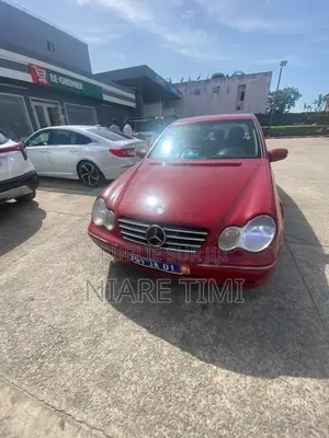 Mercedes-Benz C230 2005 Rouge