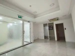 Location – Immeuble De Bureaux R+3 – Abidjan Plateau