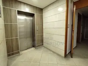 Location – Immeuble De Bureaux R+3 – Abidjan Plateau