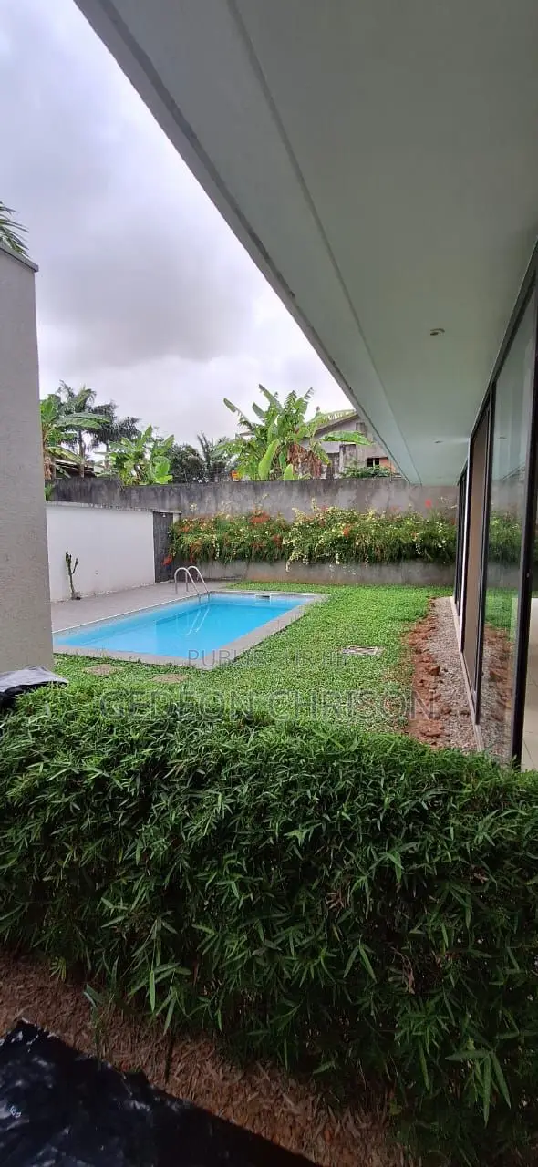 4chbre Villa dans Cocody à Louer