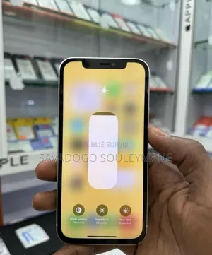 Nouveau Apple iPhone 12 128 GB Blanc