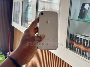 Nouveau Apple iPhone XR 64 GB Blanc